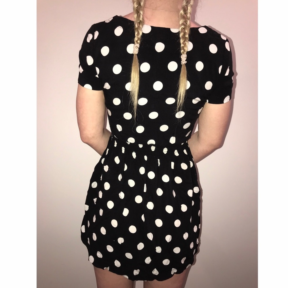 Short sleeved dress